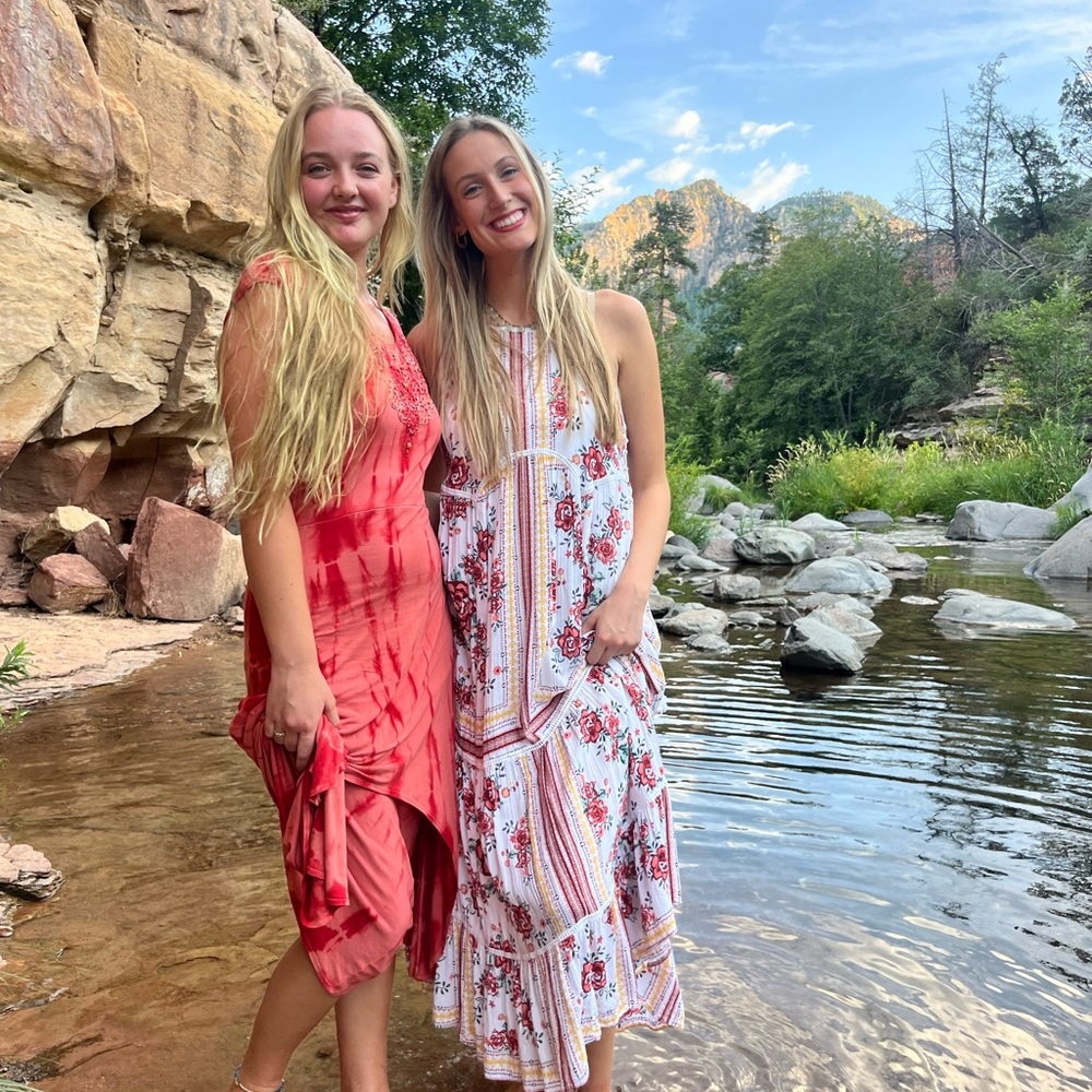 Coco and Jaimson White and Red Floral Maxi Dress Size Medium